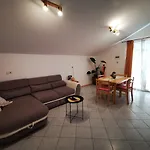 Apartment Boutique Julija *