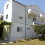 Apartment Boutique Julija *