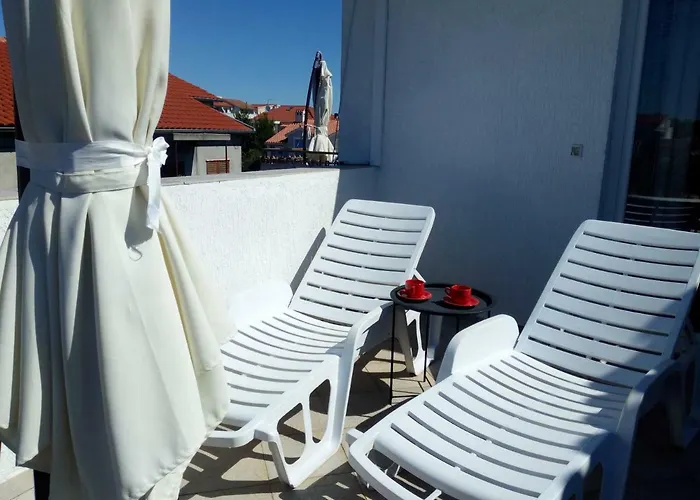 Julija Lejlighed Vodice